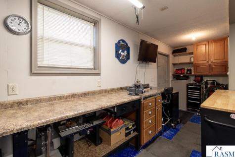 6 Hazelwood Avenue New Ulm MN 56073