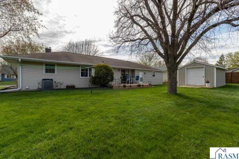 6 Hazelwood Avenue New Ulm MN 56073