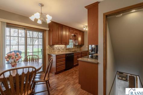 6 Hazelwood Avenue New Ulm MN 56073