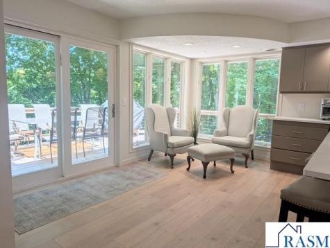 317 Meadow Woods Drive Mankato MN 56001
