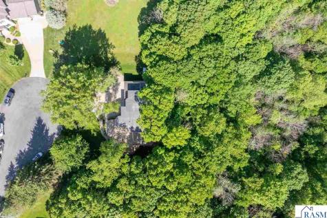 317 Meadow Woods Drive Mankato MN 56001