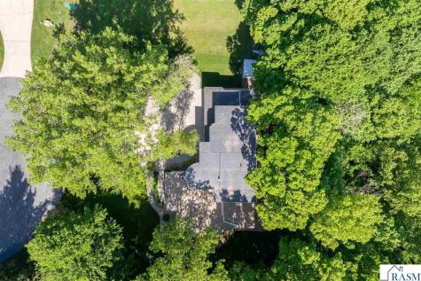 317 Meadow Woods Drive Mankato MN 56001