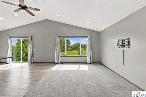 822 Deer Path Montgomery MN 56069