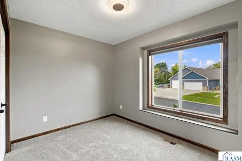 822 Deer Path Montgomery MN 56069