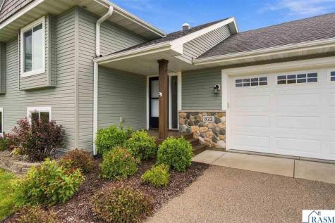 822 Deer Path Montgomery MN 56069