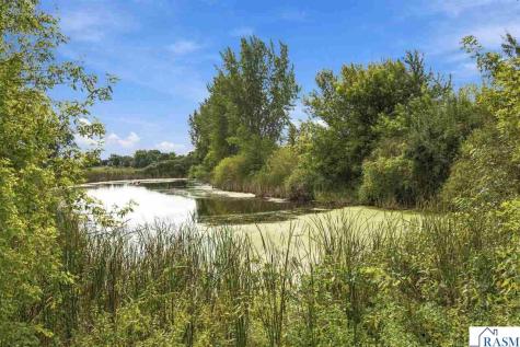 822 Deer Path Montgomery MN 56069