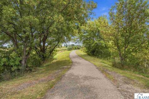 822 Deer Path Montgomery MN 56069