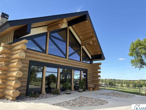 822 Deer Path Montgomery MN 56069