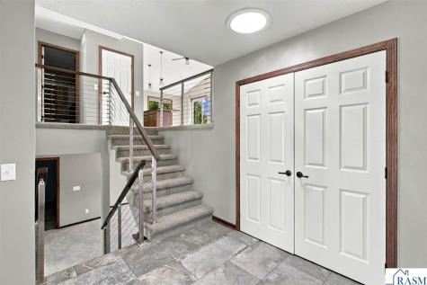 822 Deer Path Montgomery MN 56069