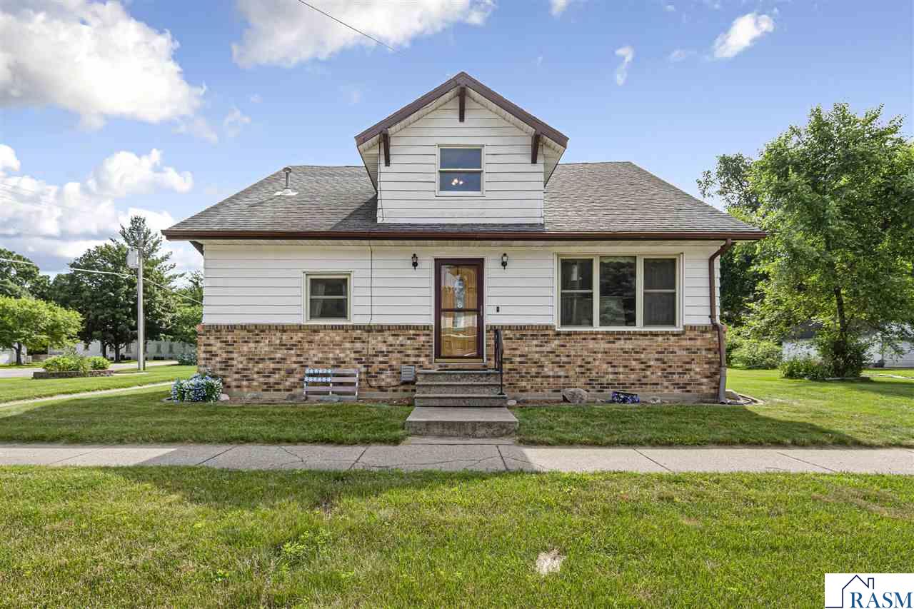240 N Rice Street Kasota MN 56050