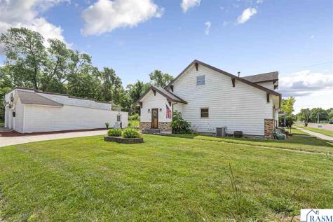 240 N Rice Street Kasota MN 56050