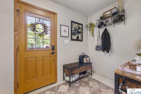 240 N Rice Street Kasota MN 56050