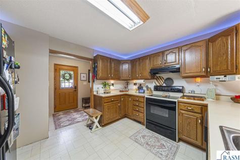 240 N Rice Street Kasota MN 56050