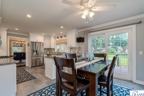 809 Spruce Place St. Peter MN 56082