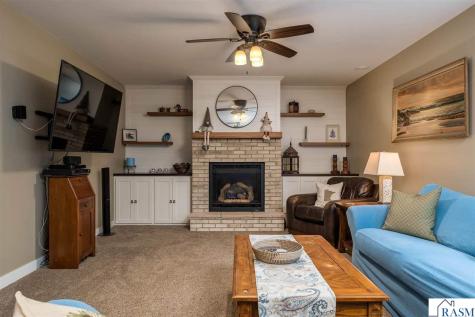 809 Spruce Place St. Peter MN 56082