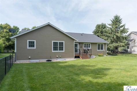 809 Spruce Place St. Peter MN 56082