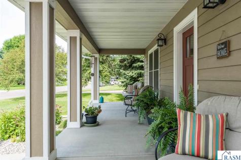 809 Spruce Place St. Peter MN 56082