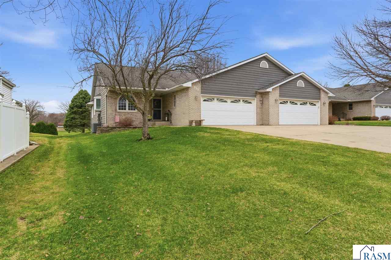 233 Gilbert Avenue SW Madelia MN 56062