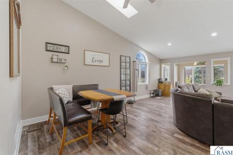 233 Gilbert Avenue SW Madelia MN 56062