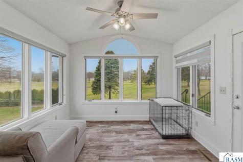 233 Gilbert Avenue SW Madelia MN 56062