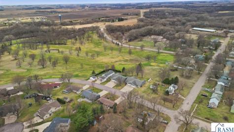 233 Gilbert Avenue SW Madelia MN 56062