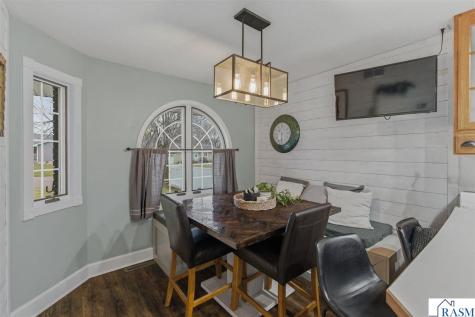233 Gilbert Avenue SW Madelia MN 56062