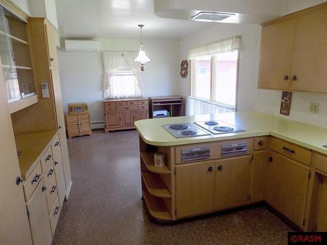 106 5th Street W Winthrop MN 55396