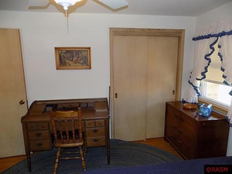 106 5th Street W Winthrop MN 55396