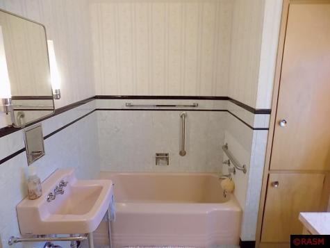 106 5th Street W Winthrop MN 55396