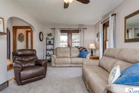 303 N Market Street Janesville MN 56048