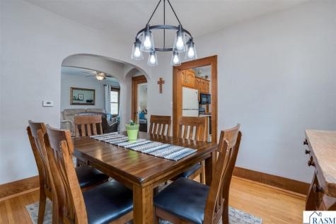 303 N Market Street Janesville MN 56048