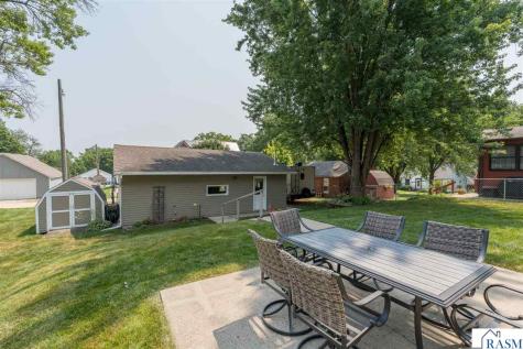 303 N Market Street Janesville MN 56048