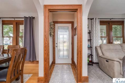 303 N Market Street Janesville MN 56048