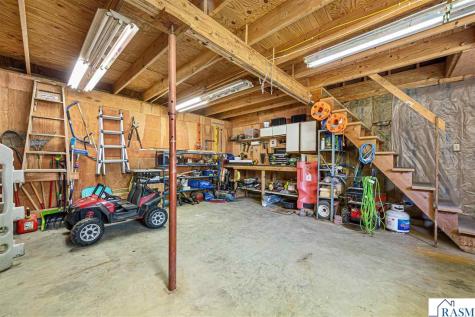 216 Hendricks Lane Janesville MN 56048
