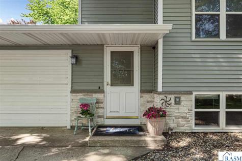216 Hendricks Lane Janesville MN 56048