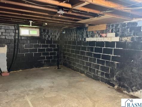 704 E Iowa Street Elmore MN 56027