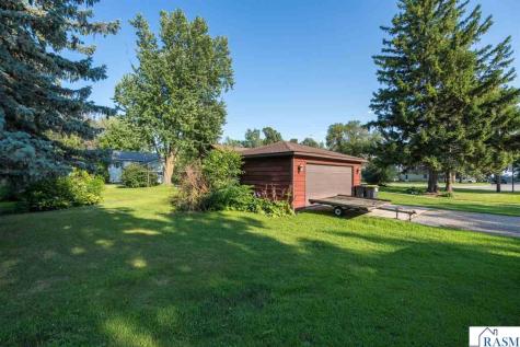 210 Walnut Avenue Madison Lake MN 56063