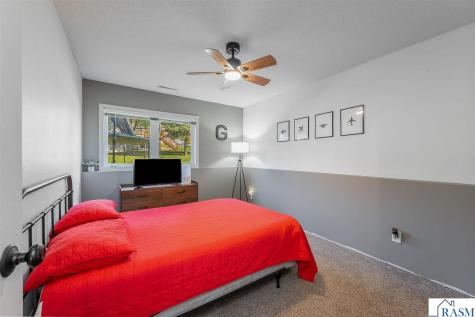 528 Le Sueur Avenue Eagle Lake MN 56024