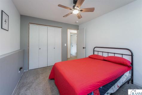 528 Le Sueur Avenue Eagle Lake MN 56024