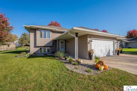 528 Le Sueur Avenue Eagle Lake MN 56024