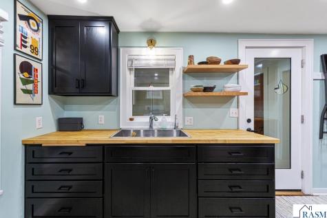 215 Tile Street Mankato MN 56001