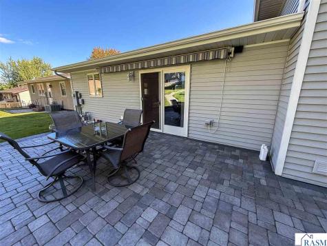 1710 S Franklin New Ulm MN 56073