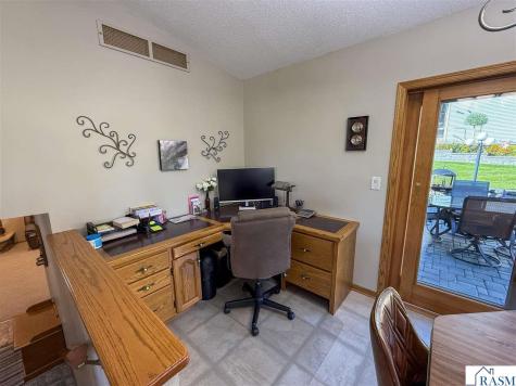 1710 S Franklin New Ulm MN 56073