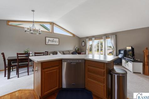 152 Swan Lane Mankato MN 56001