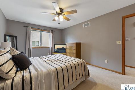 152 Swan Lane Mankato MN 56001