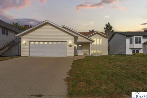 152 Swan Lane Mankato MN 56001
