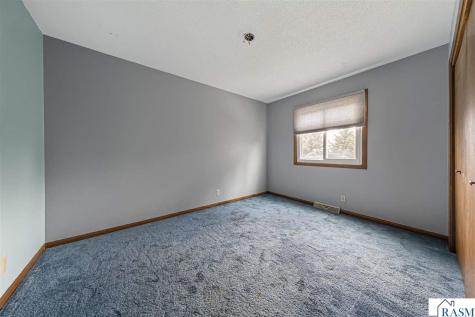 109 E Windsor Court Le Sueur MN 56058