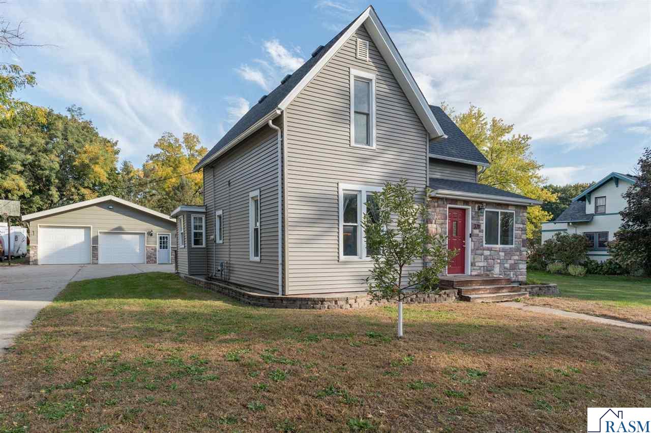 321 E Humphrey Street Lake Crystal MN 56055