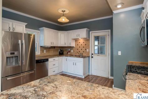 321 E Humphrey Street Lake Crystal MN 56055
