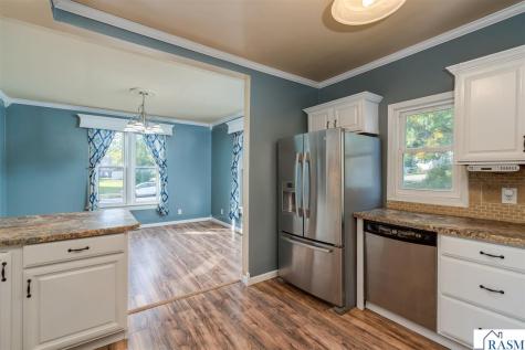 321 E Humphrey Street Lake Crystal MN 56055
